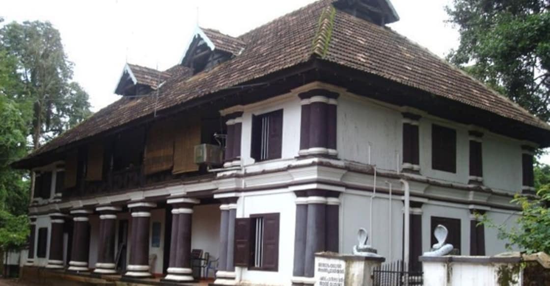 Pambumekkattu Mana