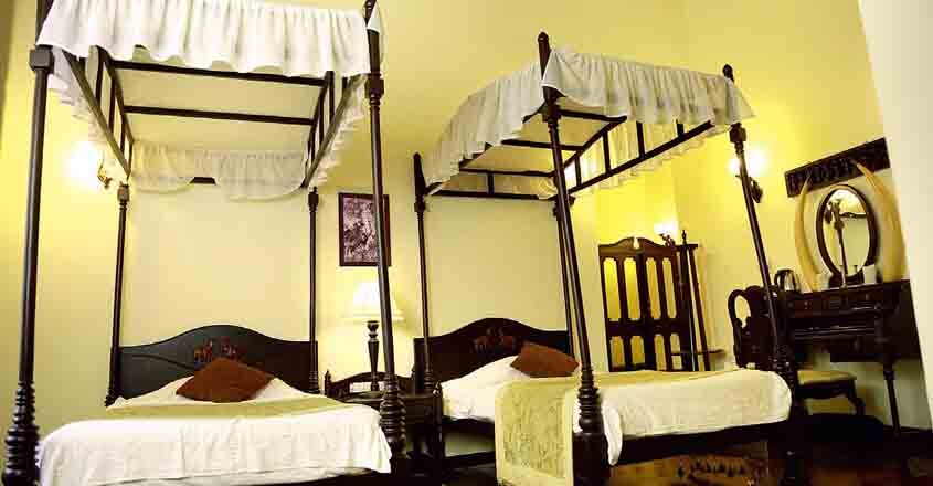 hotel-room hotel-room