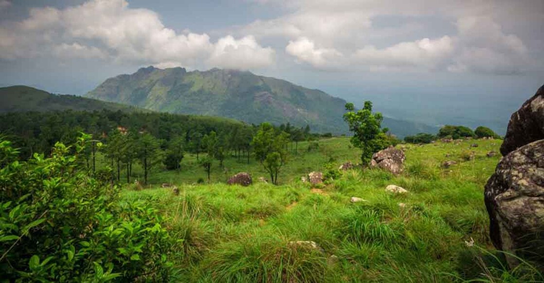 ponmudi-hills-1