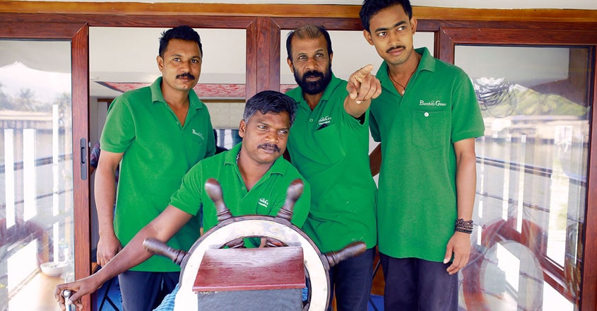 Cruise down Kuttanad, gently on a houseboat Cruise down Kuttanad, gently on a houseboat