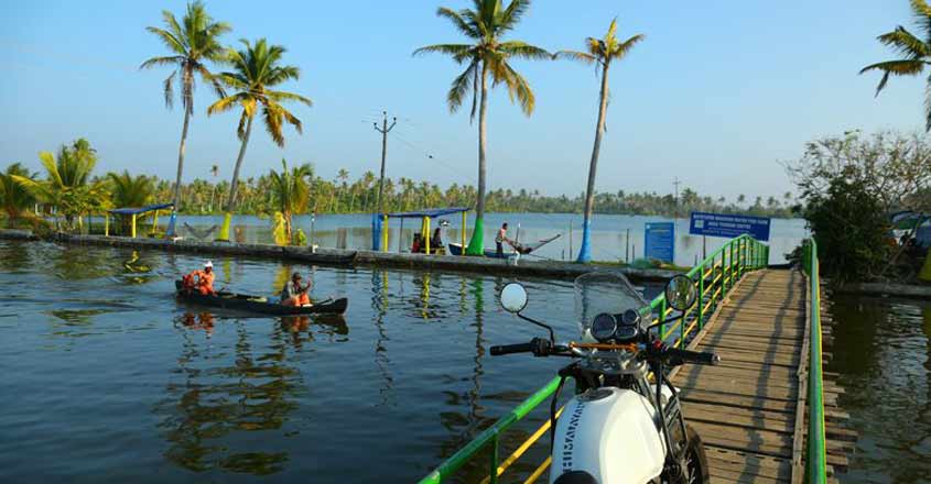 Feeling the pulse of Kochi on a Royal Enfield Himalayan Feeling the pulse of Kochi on a Royal Enfield Himalayan