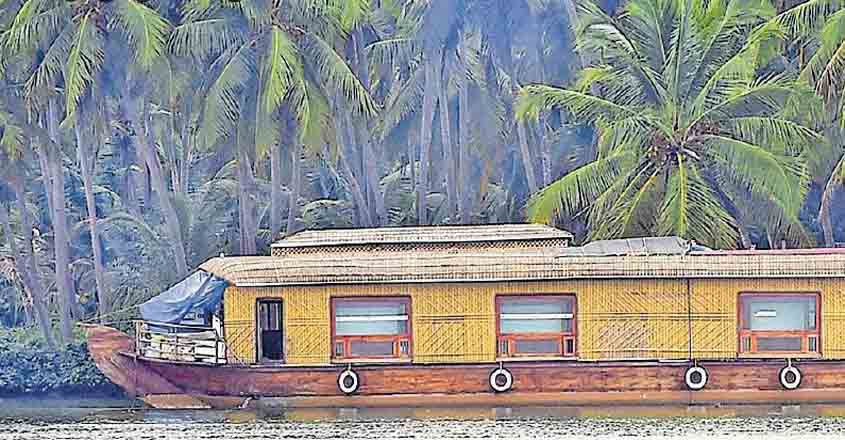 malabar-houseboat1 malabar-houseboat1
