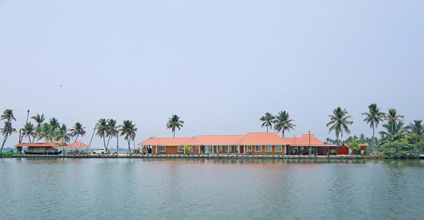 vaikom fish farm and aqua tourism centre