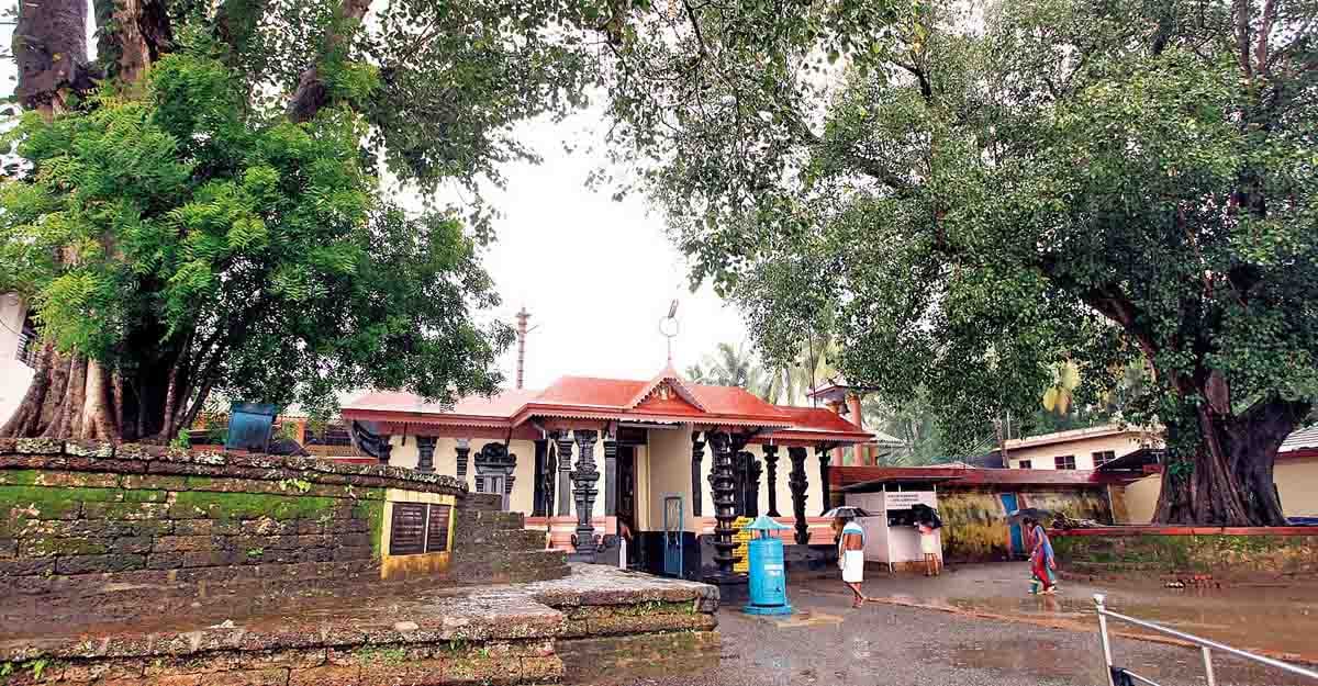 thirunavaya-temple thirunavaya-temple