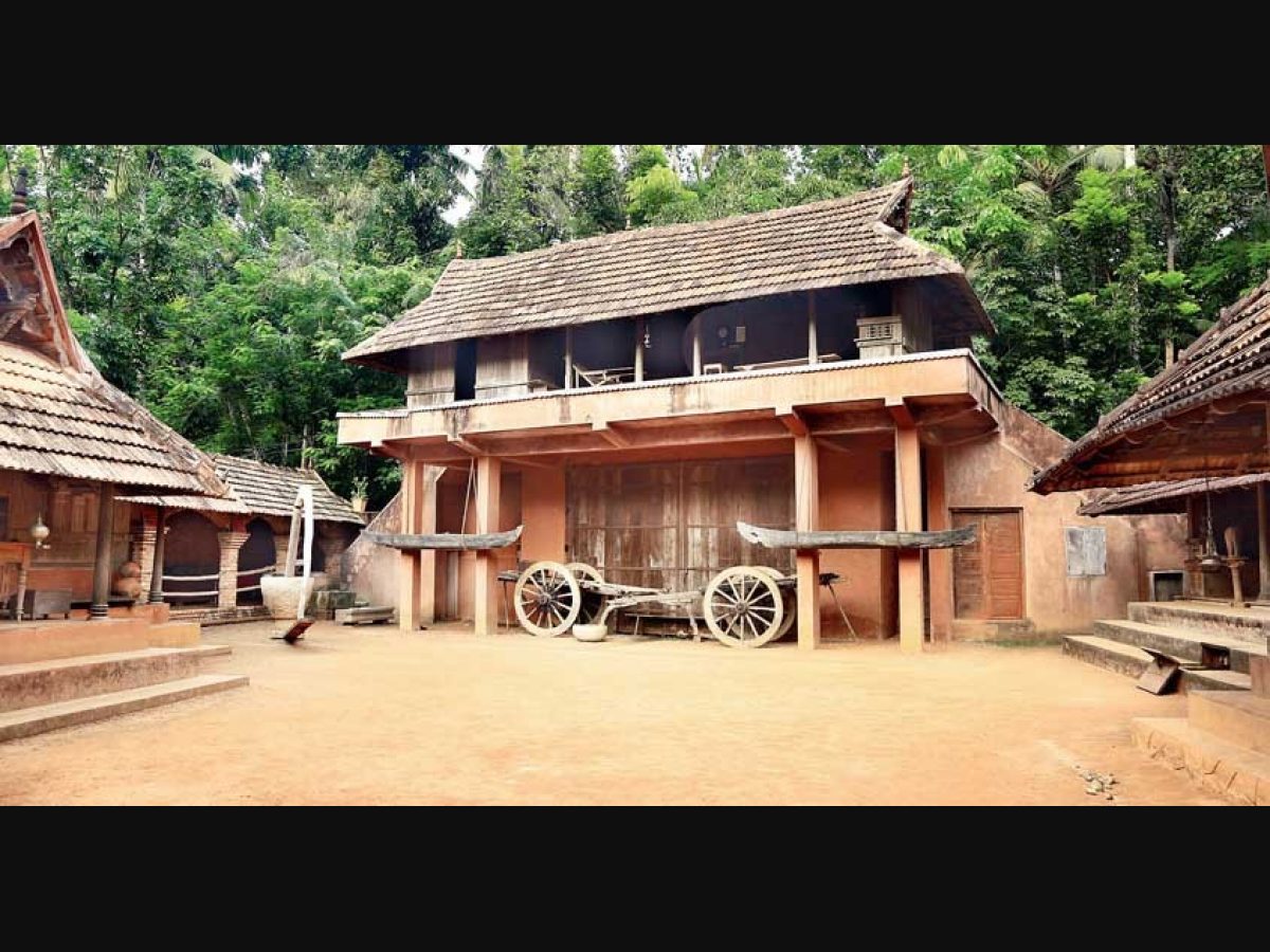 Charitra Malika - Where history dwells | Thiruvananthapuram | Travel |  Manorama English