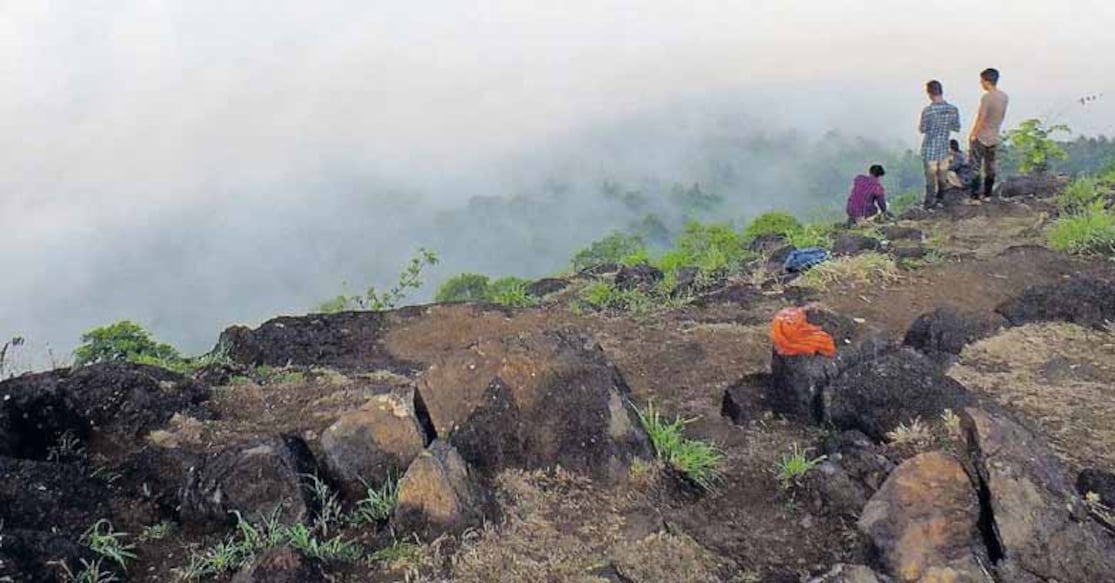 Kurumbalakotta Kurumbalakotta, the monolith hillock in Wayanad.