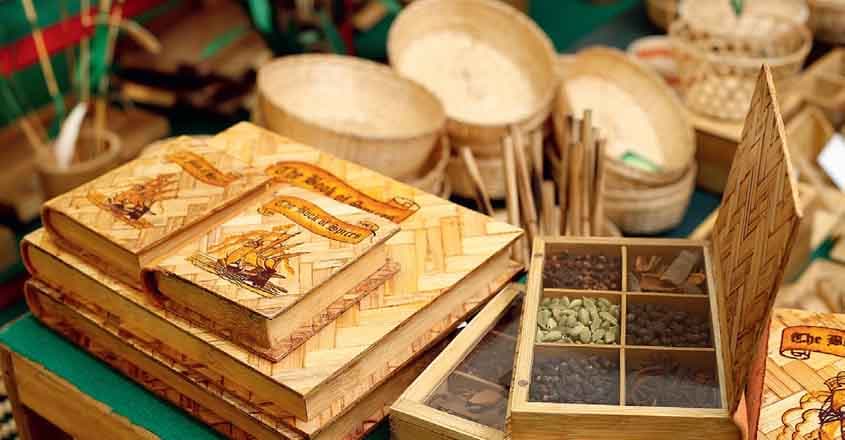 bamboo-spice-box bamboo-spice-box