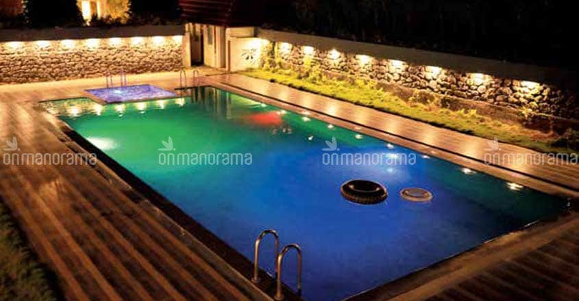 sr-resort-pool sr-resort-pool