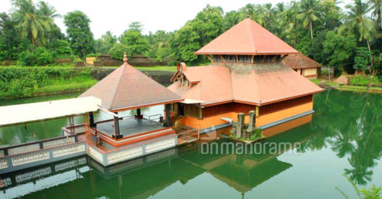A sage, a temple and Babiya the crocodile A sage, a temple and Babiya the crocodile