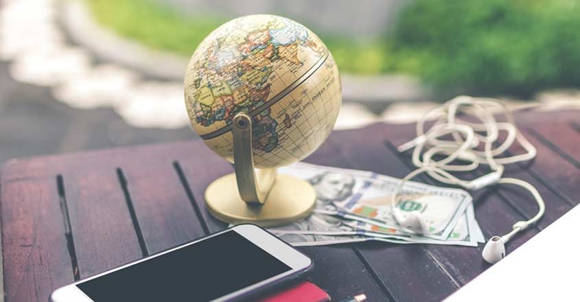 Essential pre-vacation financial checklist Essential pre-vacation financial checklist