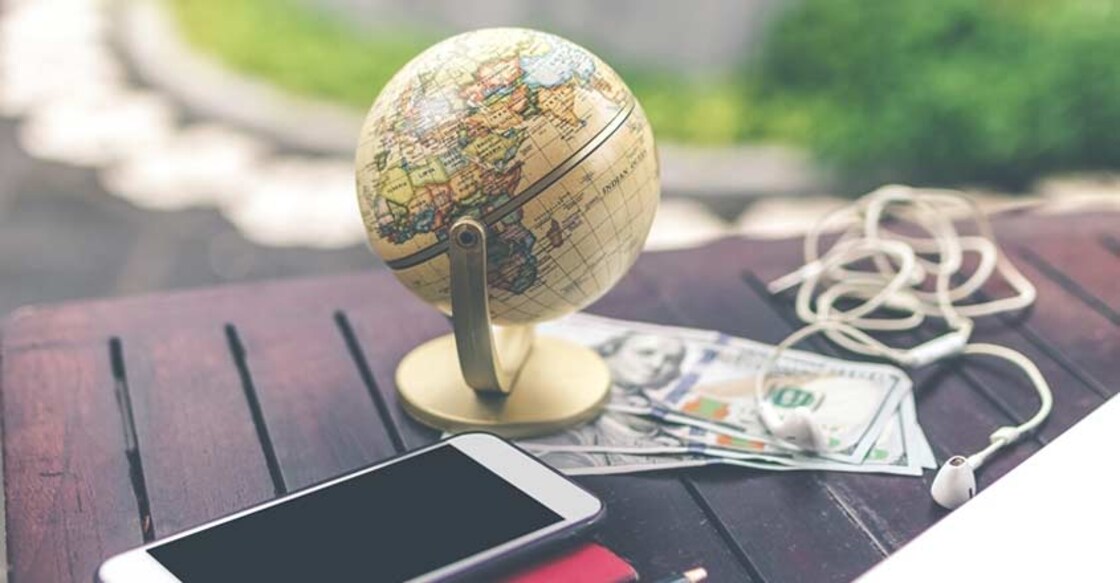 Essential pre-vacation financial checklist