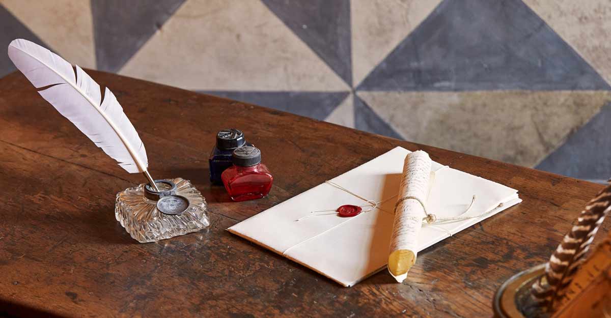 If youve ever romanticized about a love so true like Romeo and Juliet, then this is perfect for you. Travel leader Airbnb.com gives you and your special someone the opportunity to live out your fantasy with a night in Juliets home. No we arent kidding. For the first time ever, Juliets House in Verona, Casa di Giulietta, will welcome a modern a couple to stay on Valentines Day. If youve ever romanticized about a love so true like Romeo and Juliet, then this is perfect for you. Travel leader Airbnb.com gives you and your special someone the opportunity to live out your fantasy with a night in Juliets home. No we arent kidding. For the first time ever, Juliets House in Verona, Casa di Giulietta, will welcome a modern a couple to stay on Valentines Day.