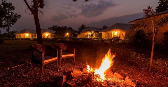Valentine's Day is here and if youre looking to escape with loved one's, then why not consider the best romantic getaways in India? Well, this time it's falling on Friday, which means that you can whisk away the entire weekend to explore some of the coziest yet comfortable and luxurious homestays with your partners. Valentine's Day is here and if youre looking to escape with loved one's, then why not consider the best romantic getaways in India? Well, this time it's falling on Friday, which means that you can whisk away the entire weekend to explore some of the coziest yet comfortable and luxurious homestays with your partners.