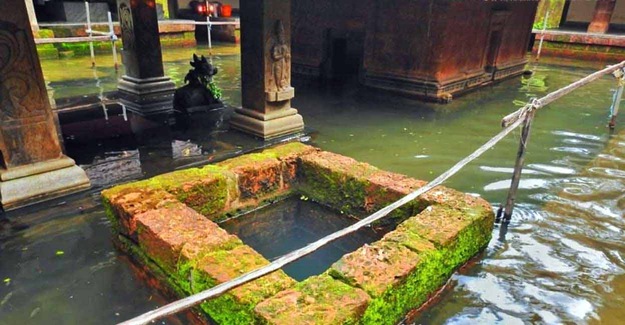 During the Shivratri festival, the water is drained out and ‘abhishekam’ of the idol is performed at midnight. Photo: Manoramaonline