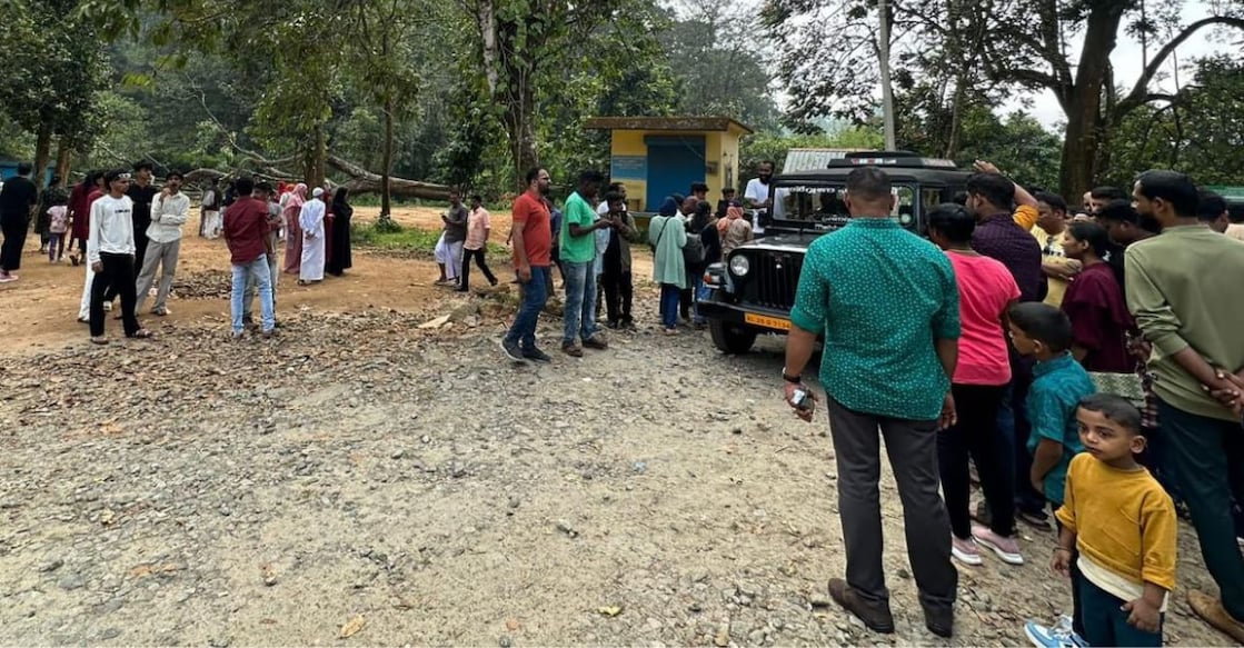 Even after the ticket counter closed for the day, several tourists lingered at 'En Ooru' tribal heritage village in Wayanad on Sunday. Photo: Special Arrangement