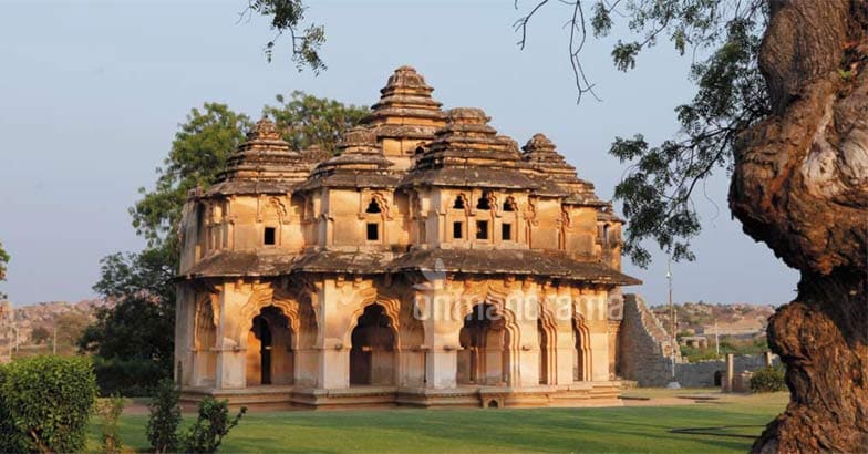 Hampi: A saga in stone Hampi: A saga in stone