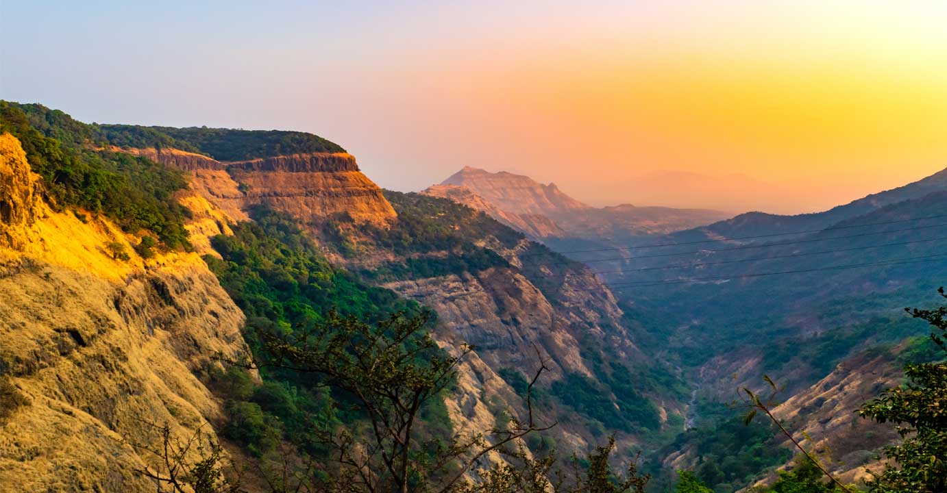 A view of the Matheran hill station near Mumbai, Maharashtra. Photo: Shutterstock/Amit kg