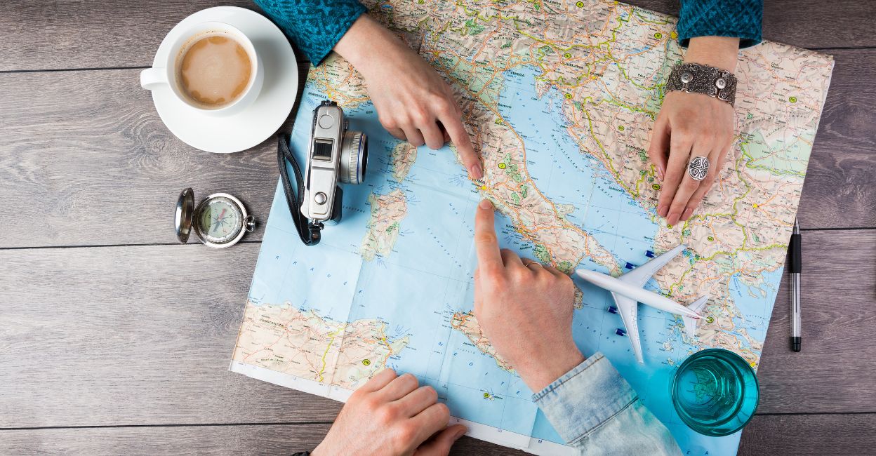 travel-international-domestic-budget-1 Photo: Shutterstock/ Iryna Kalamurza