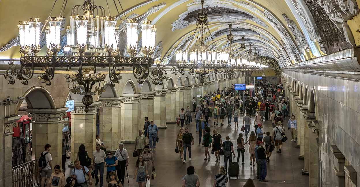 Here’s a step-by-step guide on using the Moscow Metro
