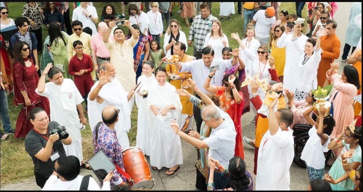 Besides pilgrims from India, people from Dallas, Houston, New Mexico, Canada and California attended the recent opening ceremony of Siddhayatan Tirth. Photo: Special Arrangement