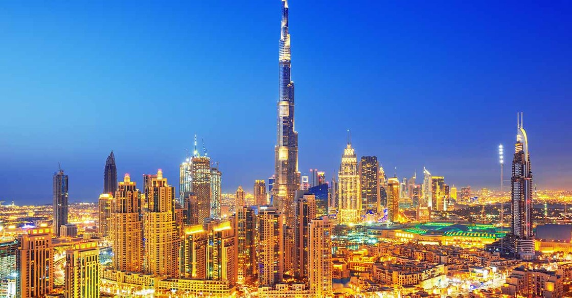 The happening city, which is home to many of the world's 'largest,' 'tallest' and 'biggest,' is riddled with many exciting spectacles. Photo: Rasto SK