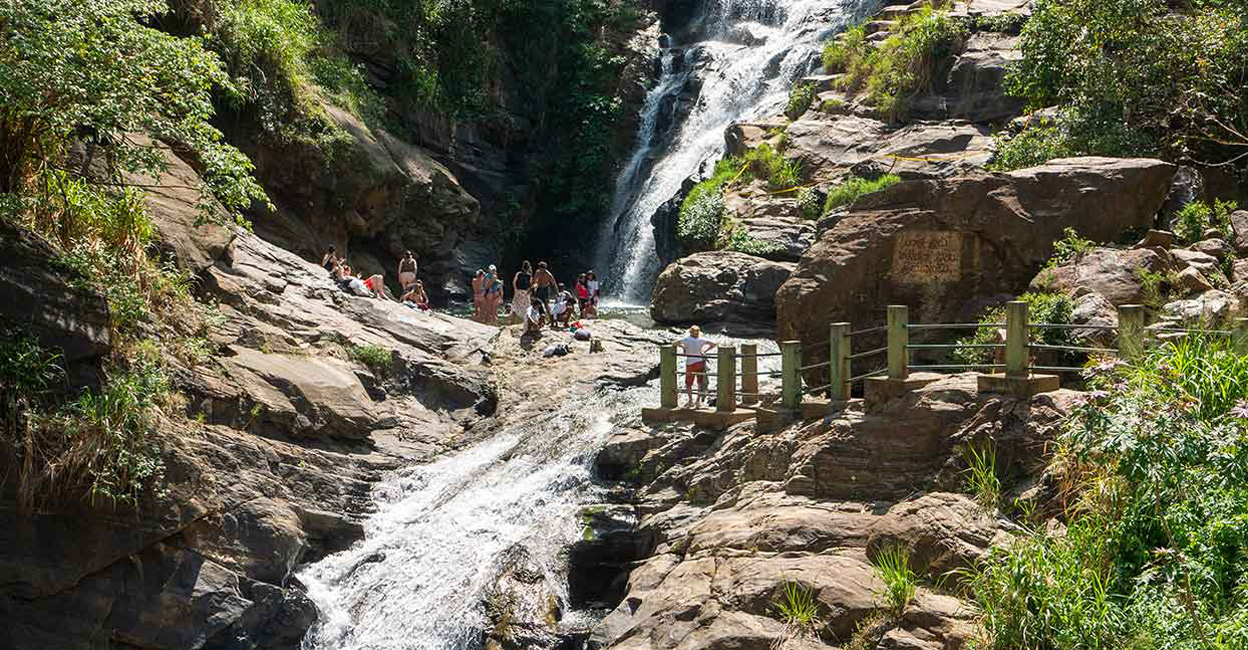 Ravana Ella Falls is located in Ella, a small mountain town in the Uva Province of Sri Lanka, known for its scenic beauty and hiking trails. Photo: iStock/Aleksei Mitrushkin