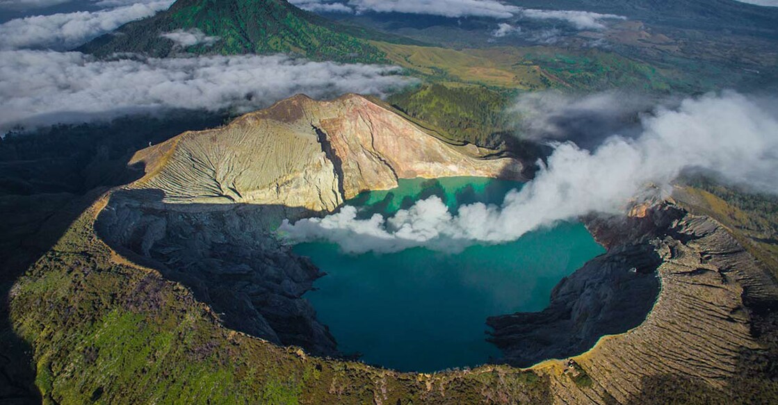 The ‘Blue Fire’ gets its captivating colour when the sulphur gasses that are emitted from the crater burn. Photo: iStock/adiartana