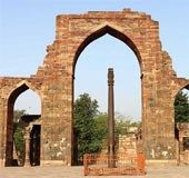 The story of the iron pillar in Delhi that refuses to rust