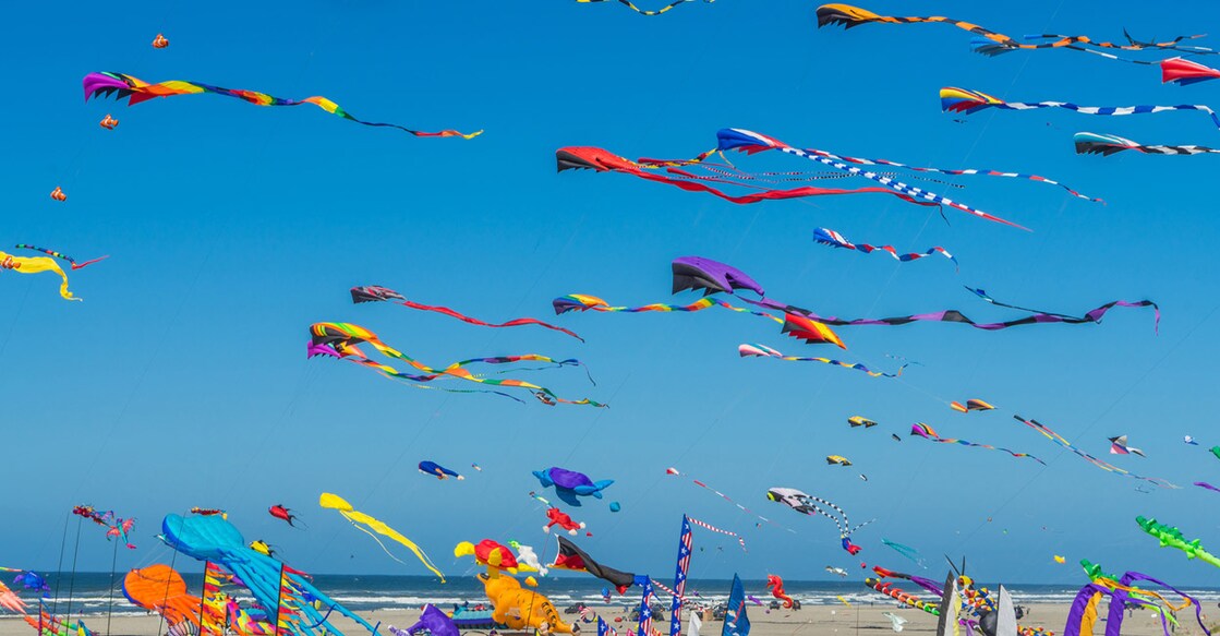 According to tradition, kite flying symbolises our efforts to reach out to the 'Sun God' and extend our gratitude for longer days, which starts in the month of 'Makara.' Photo: iStock/RomanKhomlyak