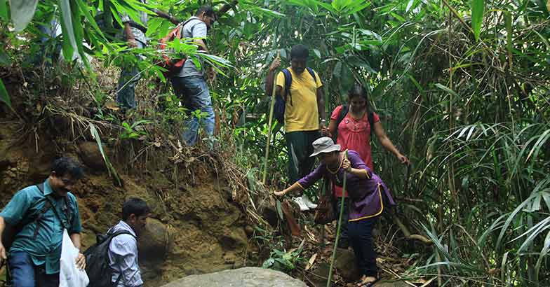 A trek to discover and explore the Rainbow Waterfalls A trek to discover and explore the Rainbow Waterfalls