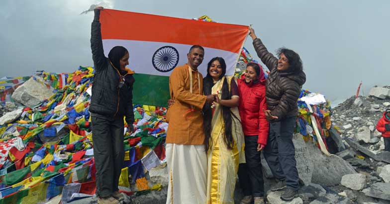 Everest Base Camp for wedding, but the bride did not feel the chill Everest Base Camp for wedding, but the bride did not feel the chill. Photo: Aswathy Raveendran/Satheesh Kukal