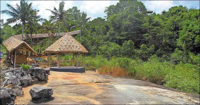 Madavoorpara cave temple