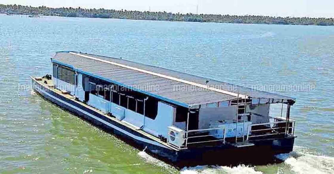 Super fast AC boats to begin service between Vaikom to Cochin Super fast AC boats to begin service between Vaikom to Cochin