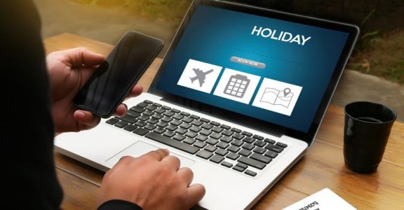 Booking holidays online Booking holidays online