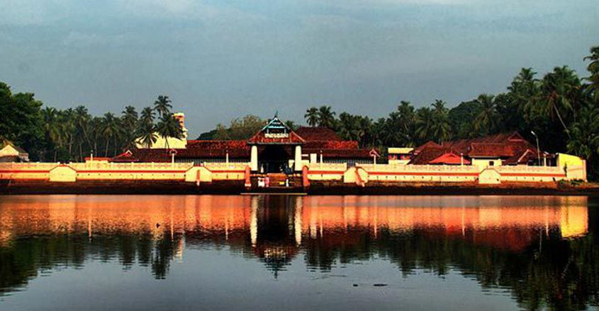 Thrissur Nalambalam pilgrimage on an AC bus for just Rs 600