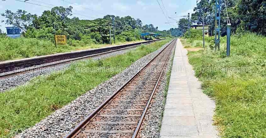 Why travellers strain at Ezhimala railway station