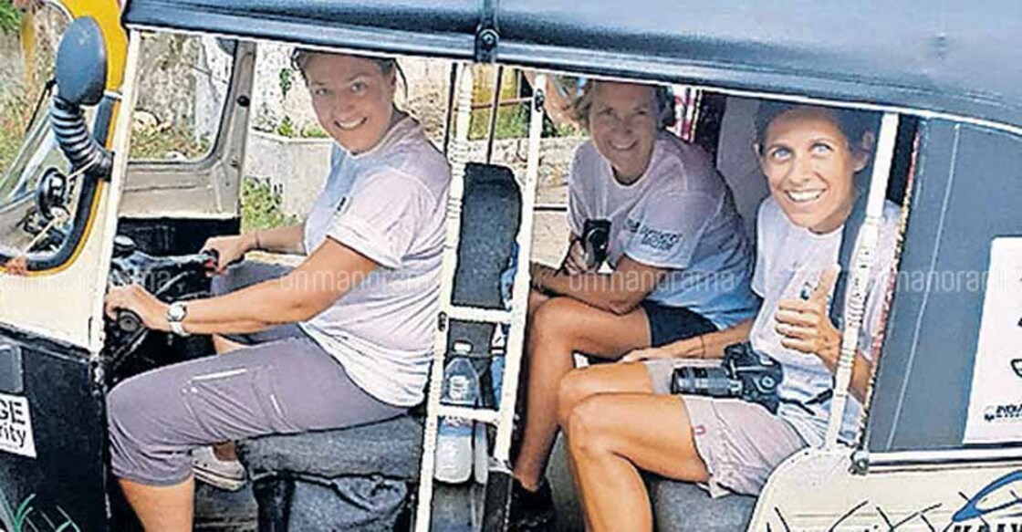 Three French women join India Rickshaw Challenge