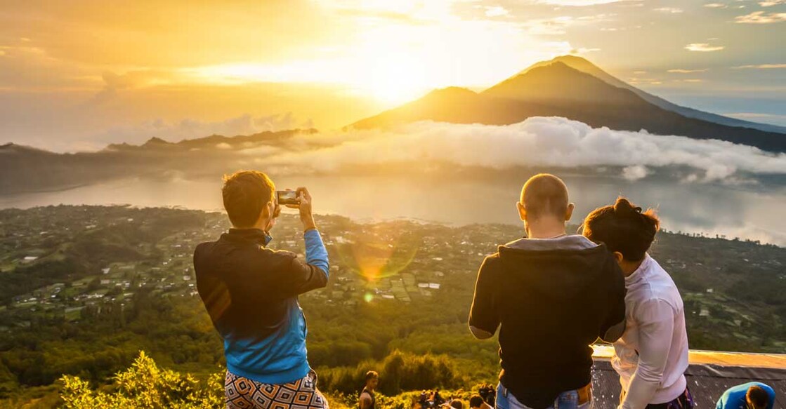 Volcano tourism in the spotlight after NZ eruption
