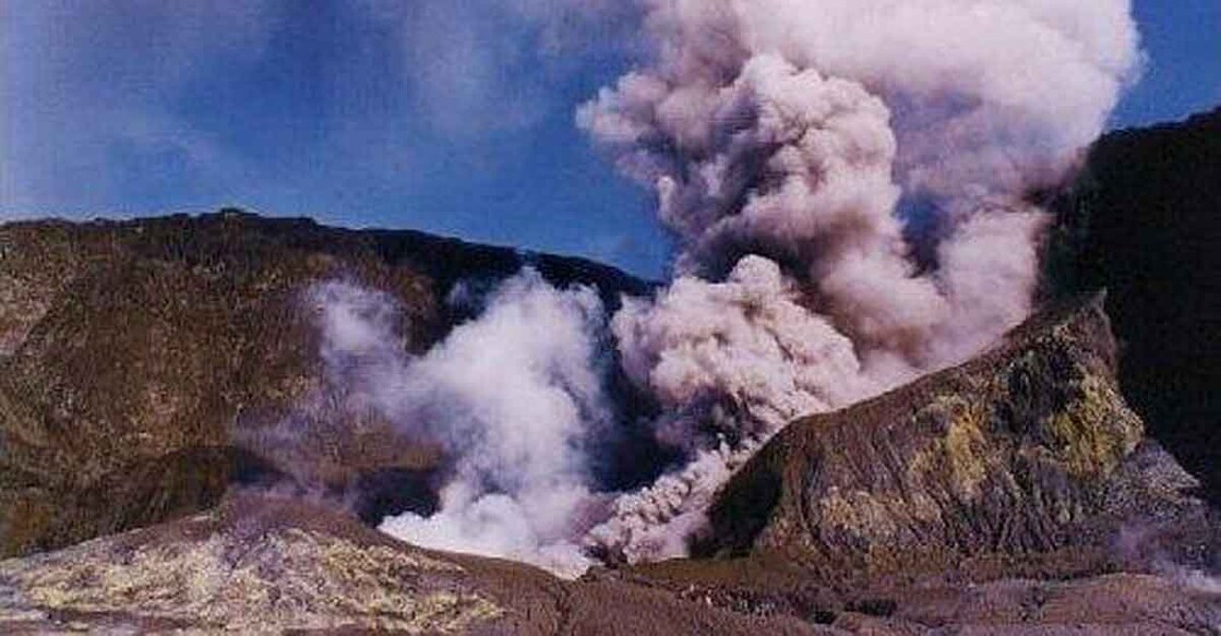 nz volcano.