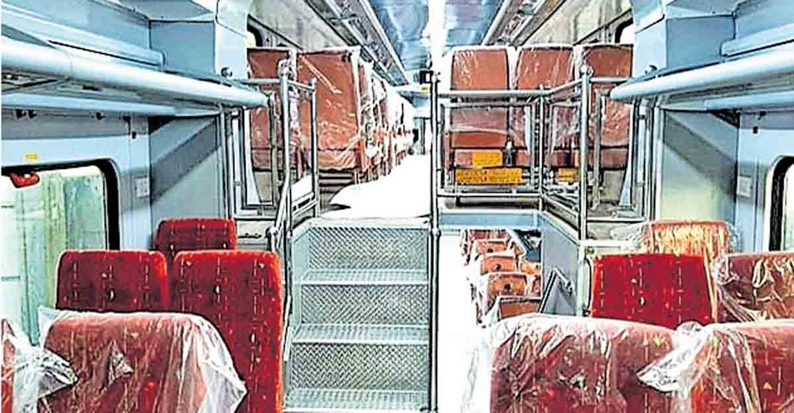 double-decker-train