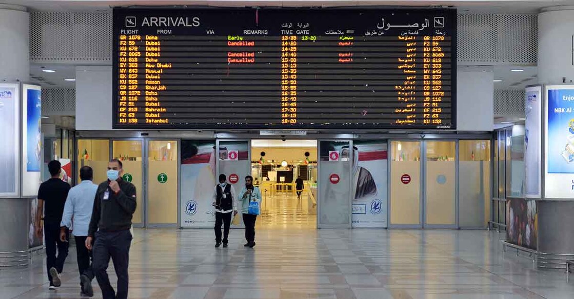 Saudi Arabia suspends domestic travel for 14 days