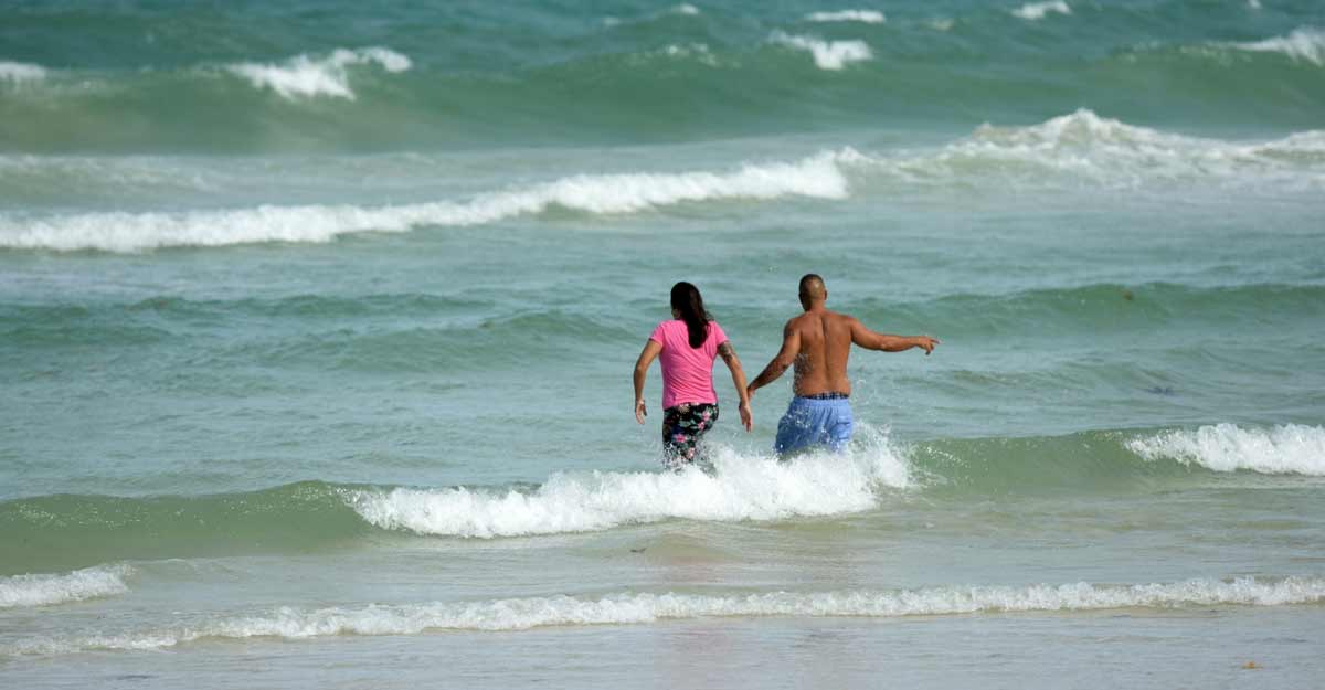 MIAMI, Sept. 9, 2017 (Xinhua) -- People play at a beach as hurricane Irma approaches in Miami of Florida, the United States, Sept. 8, 2017. The U.S. National Hurricane Center said Friday evening that hurricane Irma has strengthened to category five. (Xinhua/Yin Bogu/IANS)