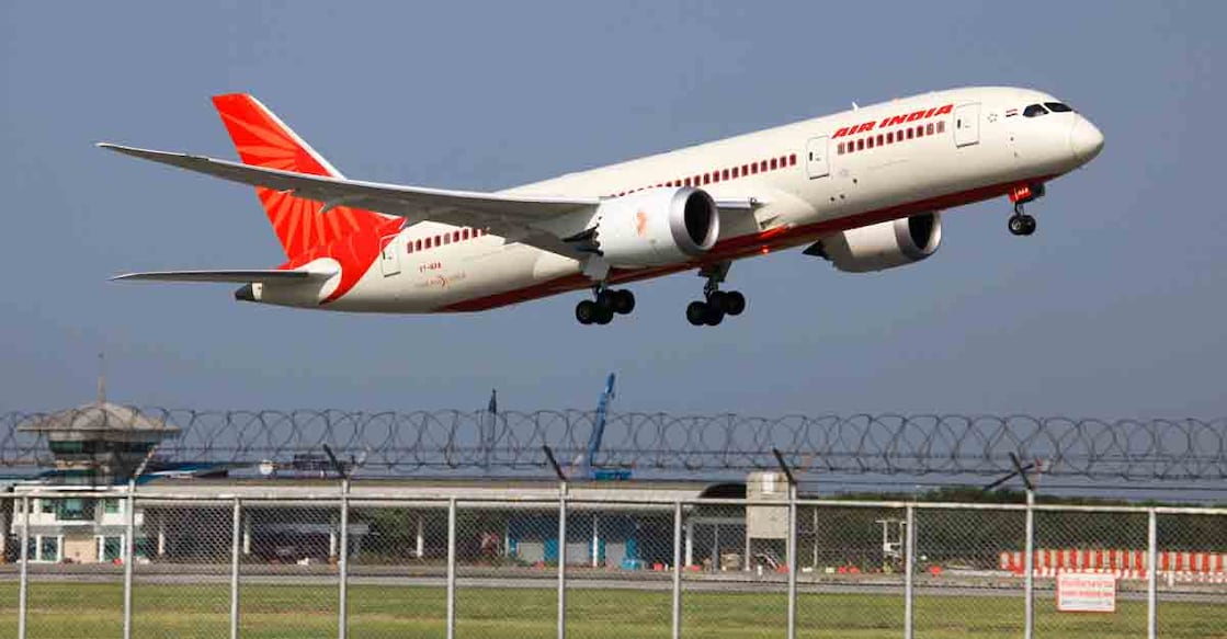 US urges citizens to return home from India through available flights