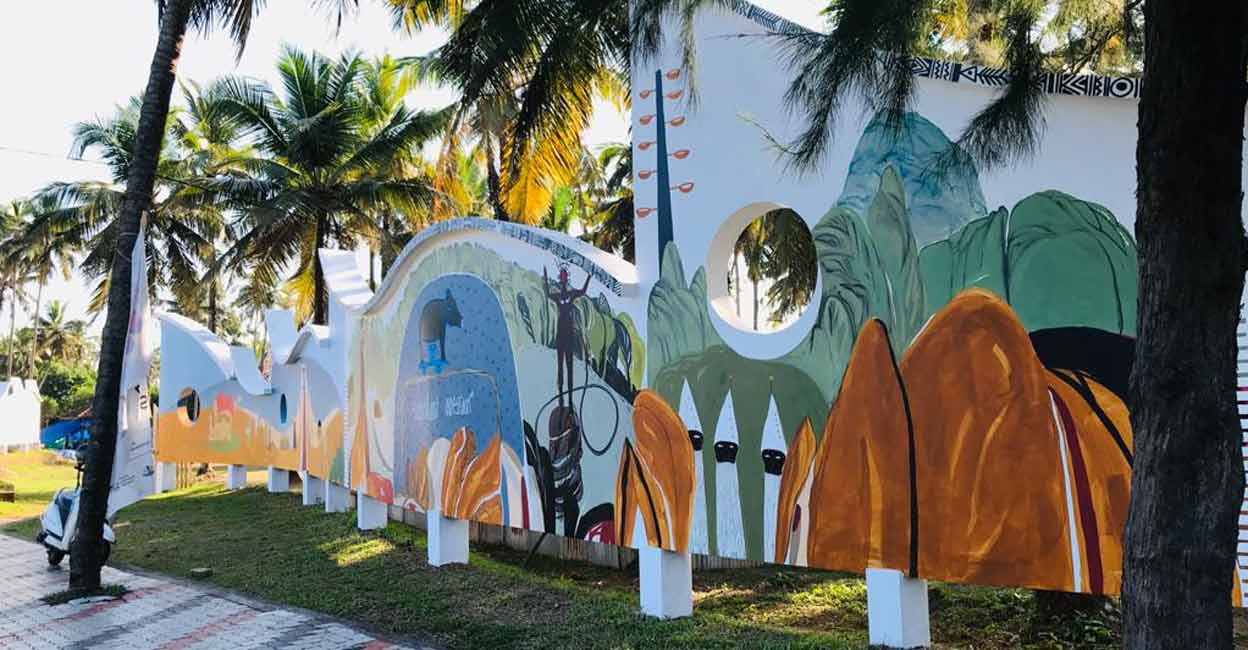 bekal-beach-festival Bekal beach park is being decked up with wall paintings and sculptures ahead of the festival. Photo: Special Arrangement