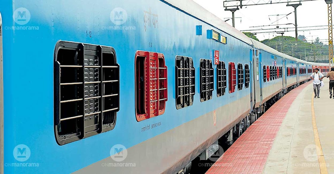train-venad-railway