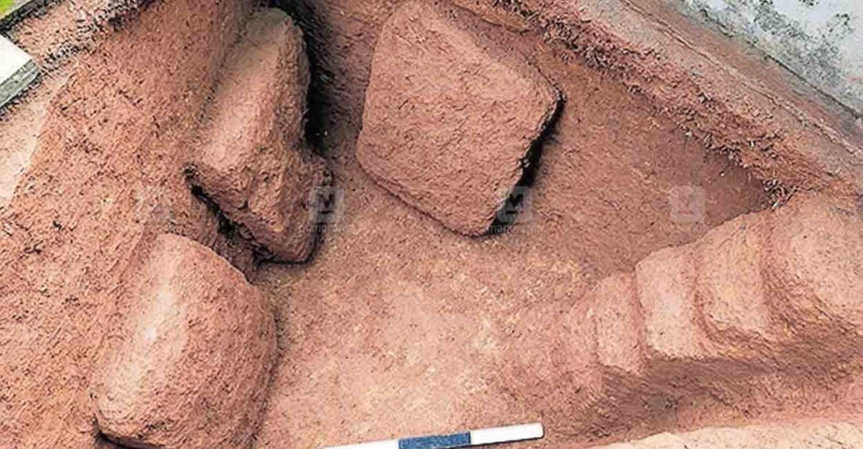Archaeological researchers discover three chambers in Kudallur laterite caves, Kerala Archaeological researchers discover three chambers in Kudallur laterite caves, Kerala