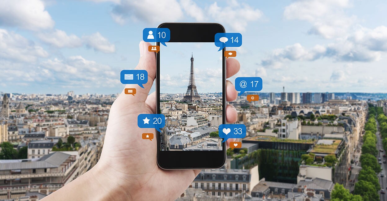 travel-selfie-holiday-2 Representative image: iStock/SasinParaksa