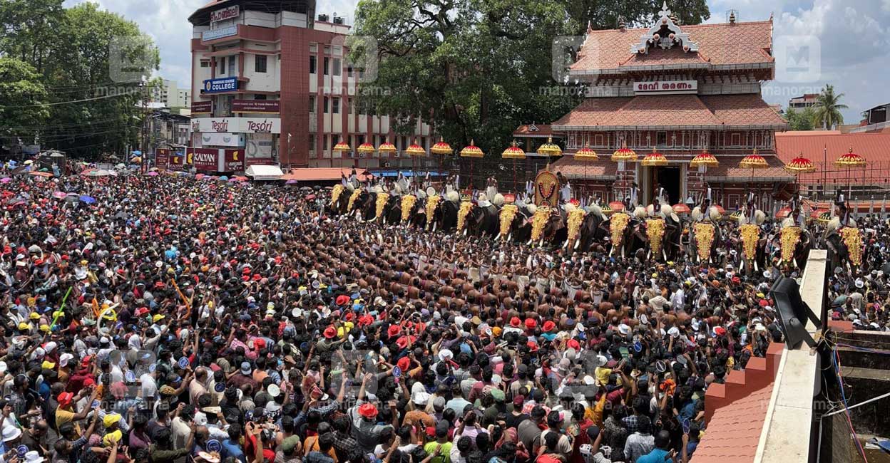 thrissur-pooram-aravind-bala