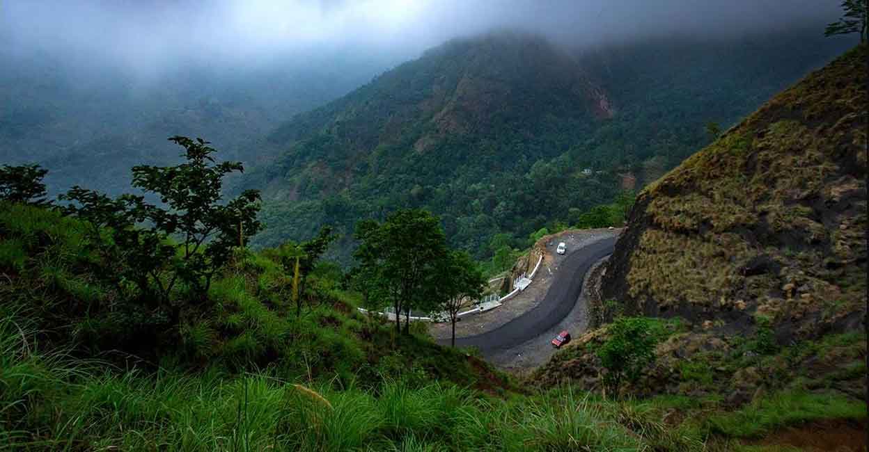 A journey along Wagamon routes offers stunning views of beautiful steep mountains and deep gorges. Photo: Manorama