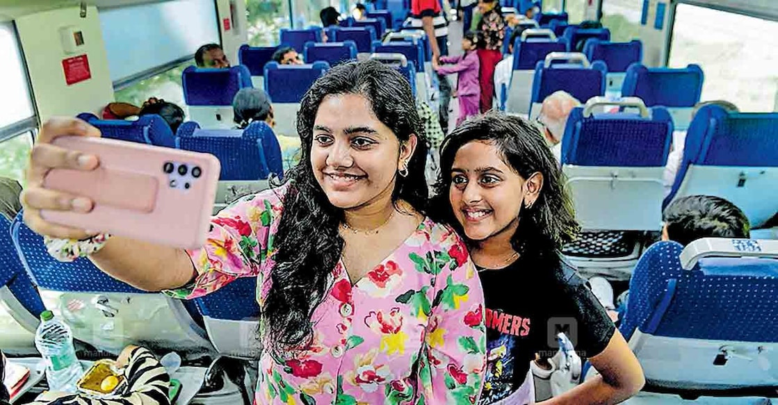 309 passengers boarded the train from Kannur. Photo: Manorama